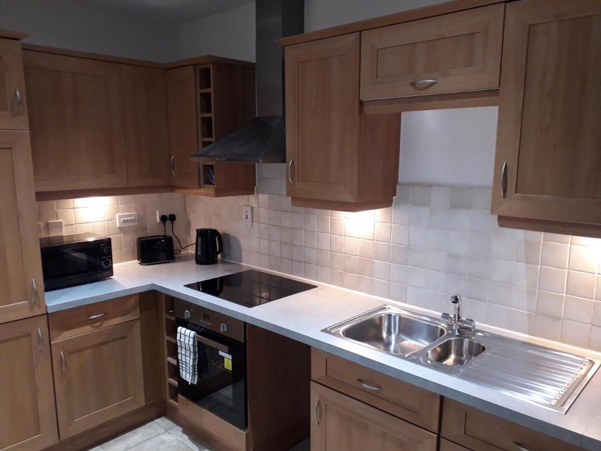 لوتون Luxury And Stylish 2 Bedroom Apartment With En-Suite المظهر الخارجي الصورة